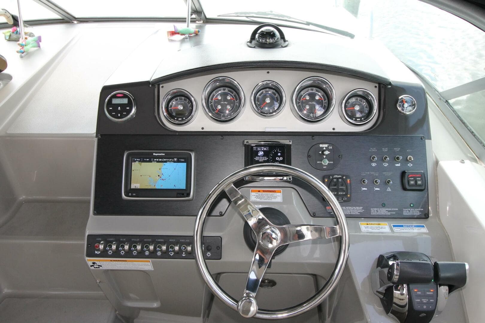 2015 Sea Ray 310 Sundancer