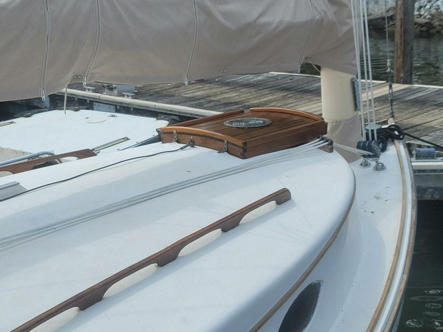 1983 Classic 21' Catboat
