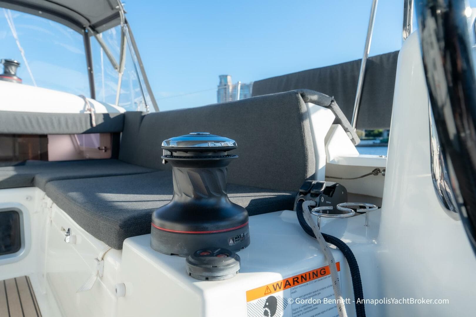 2022 Jeanneau Sun Odyssey 440