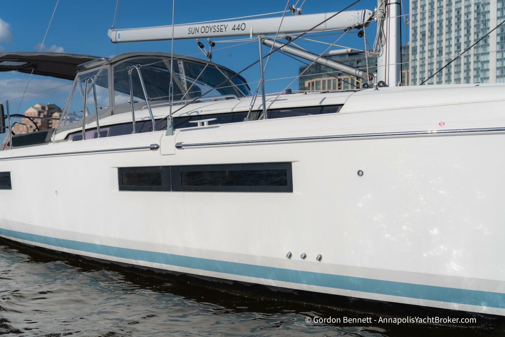 2022 Jeanneau Sun Odyssey 440