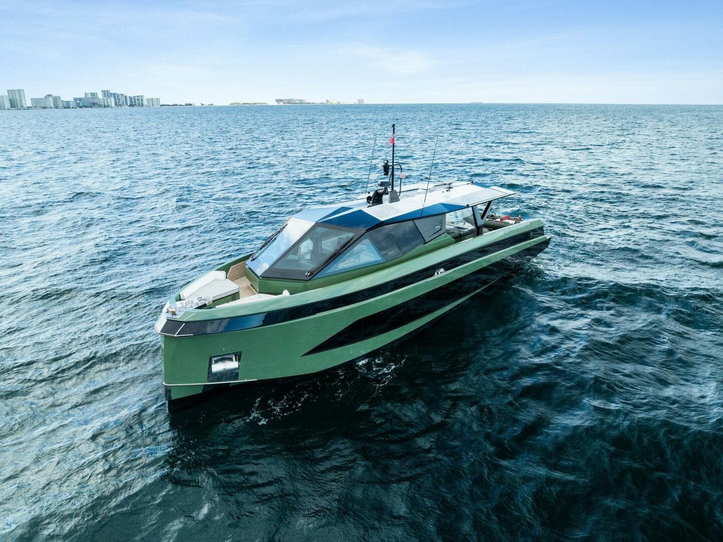 2025 Wally Wallywhy 100