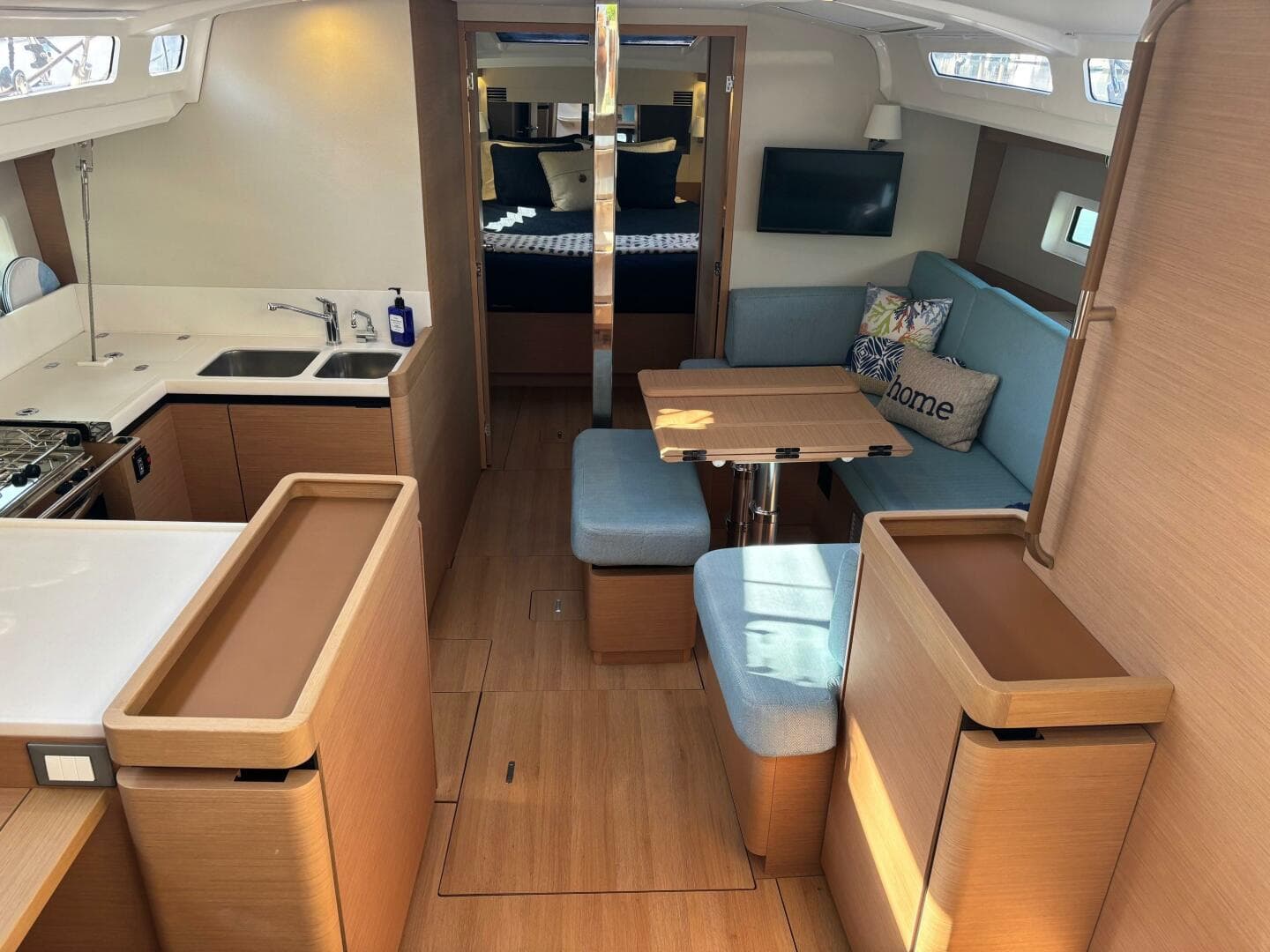 2021 Jeanneau Sun Odyssey 440
