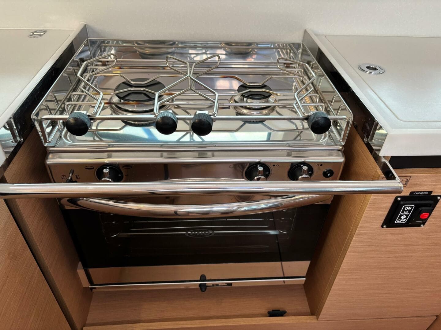 2021 Jeanneau Sun Odyssey 440