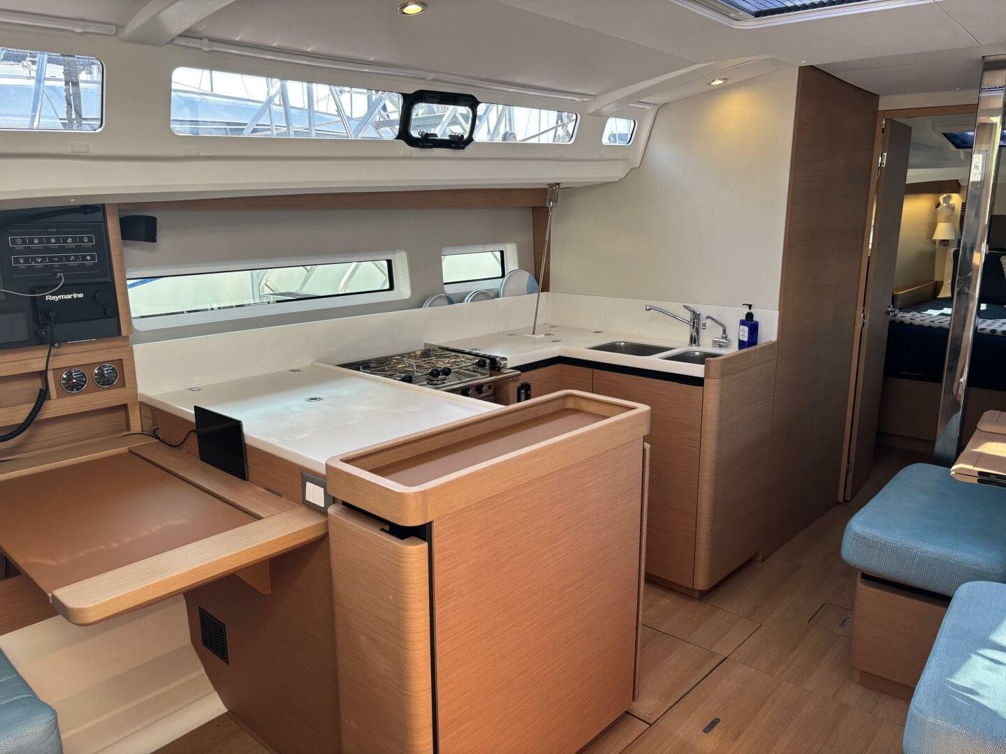 2021 Jeanneau Sun Odyssey 440