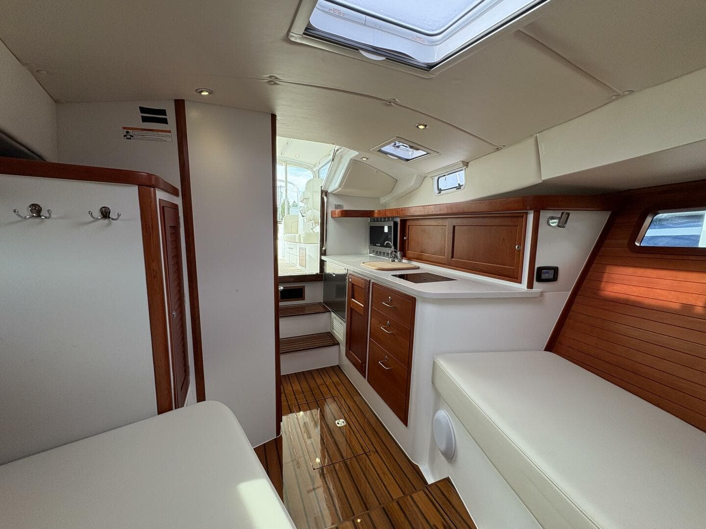 2023 MJM 35 V-berthlooking aftward