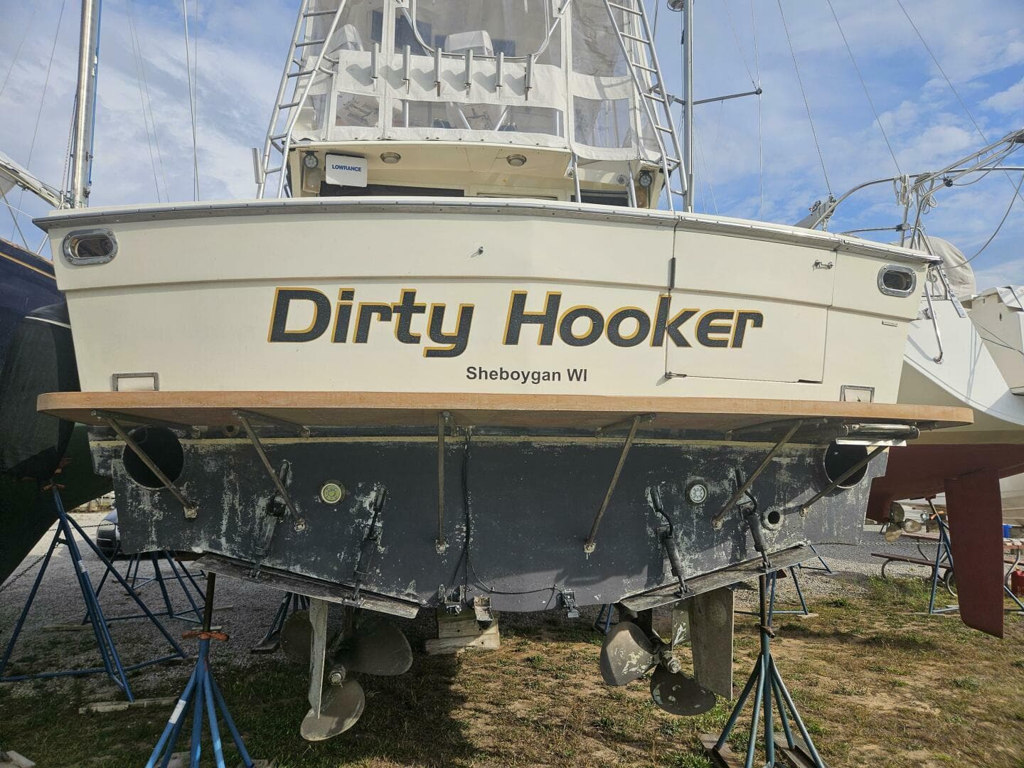 1984 Viking 46 Convertible