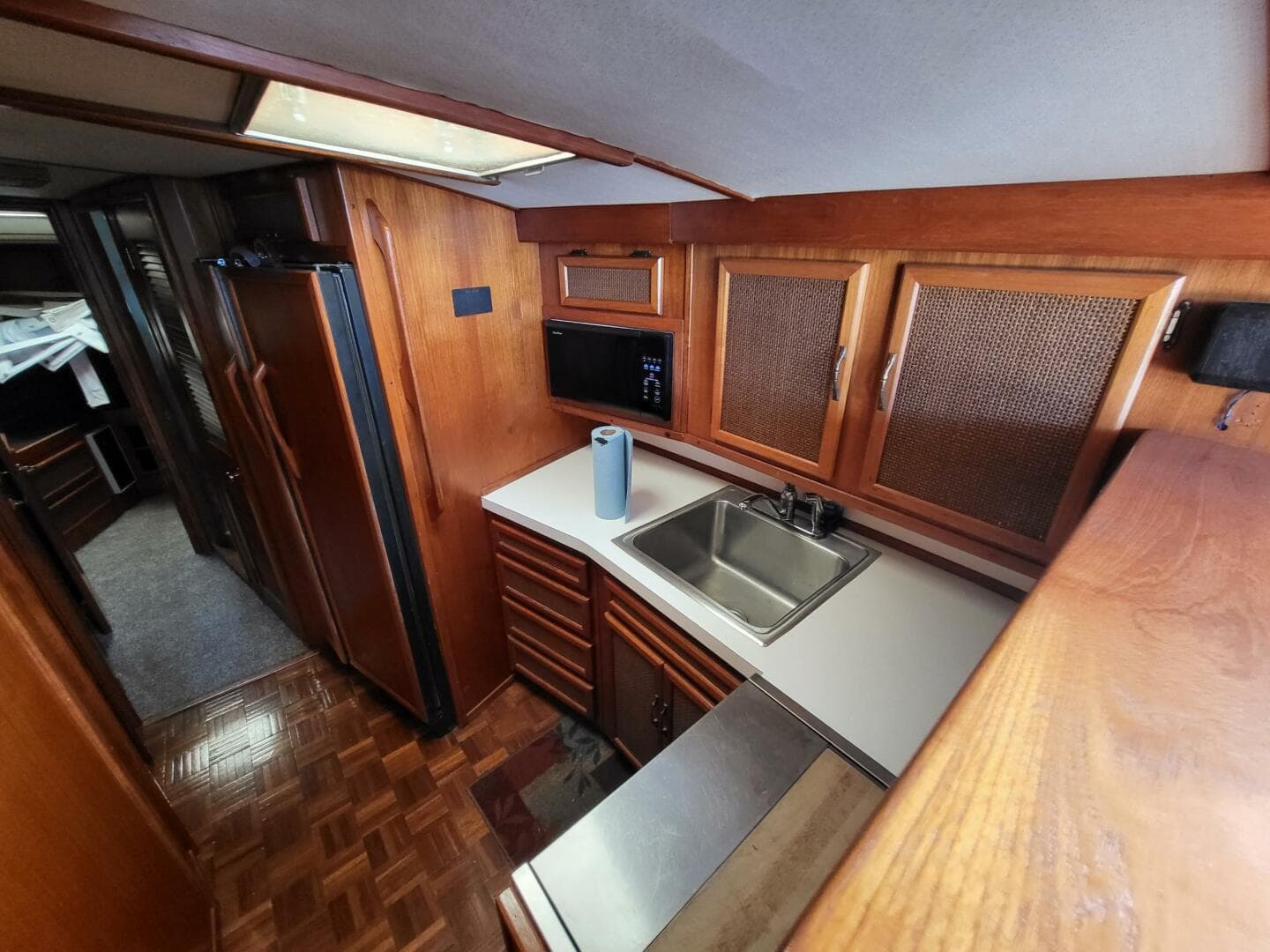 1984 Viking 46 Convertible