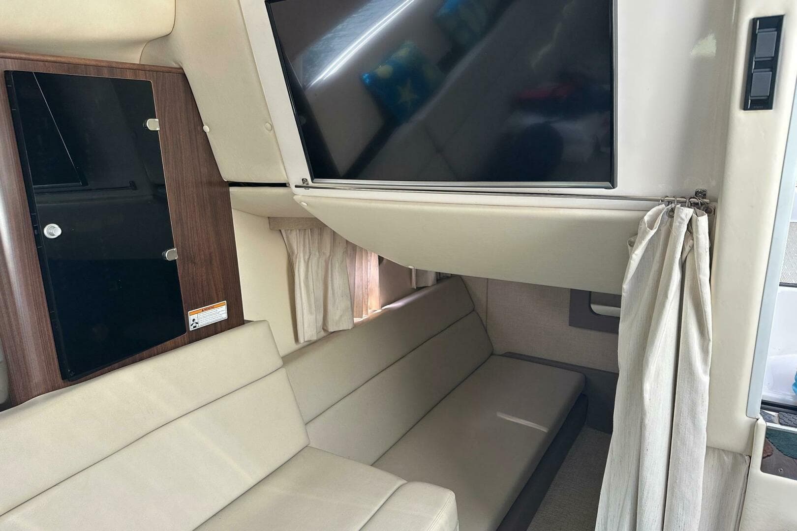 2016 Regal 35 Sport Coupe