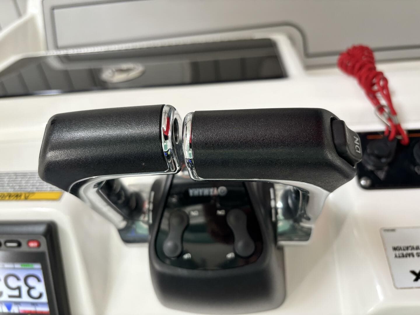 2021 Sea Fox 288 COMMANDER