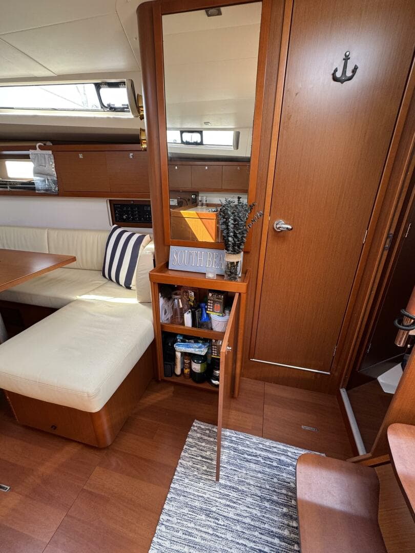 2013 Beneteau Oceanis 45