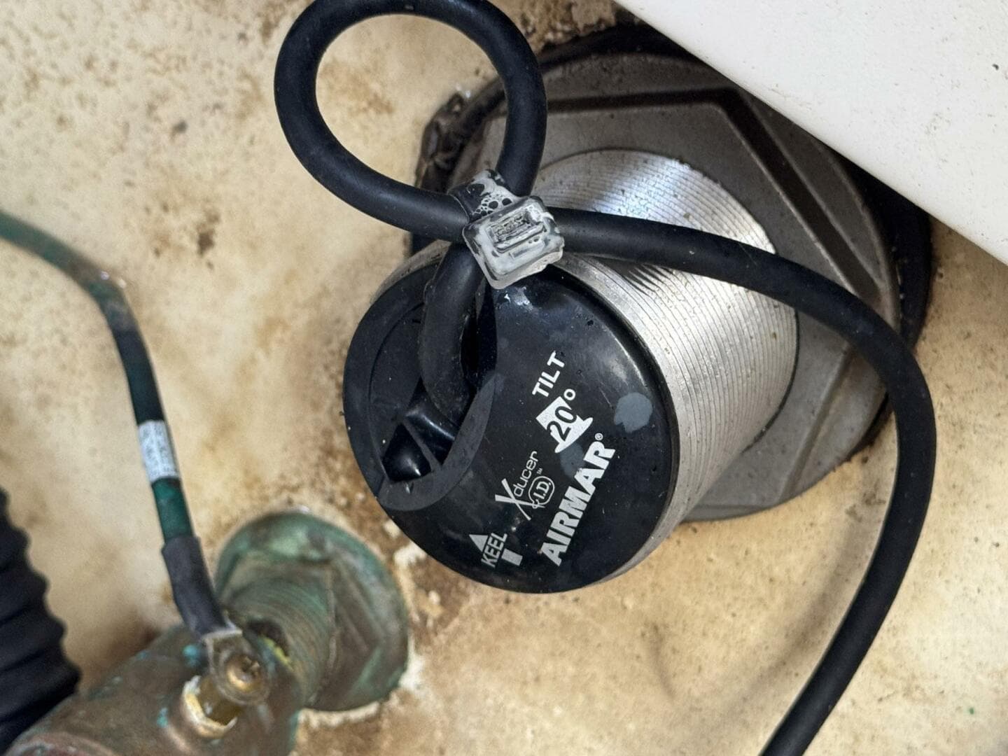 2021 Robalo 246 Cayman