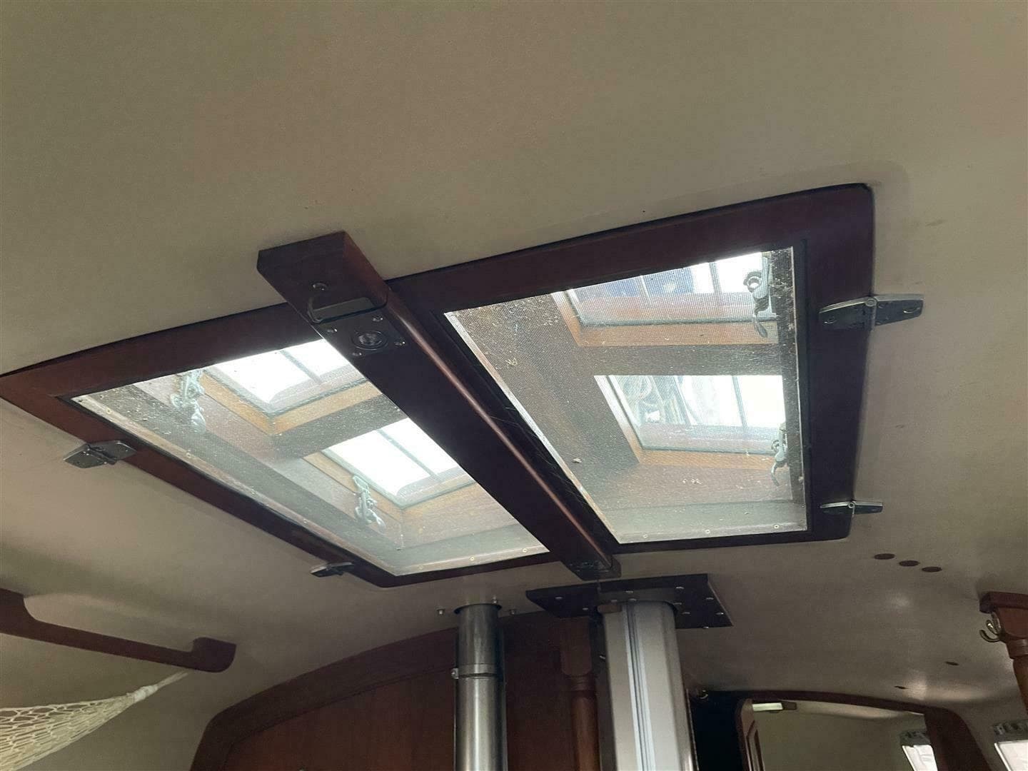 1989 Bayfield 36 Cutter