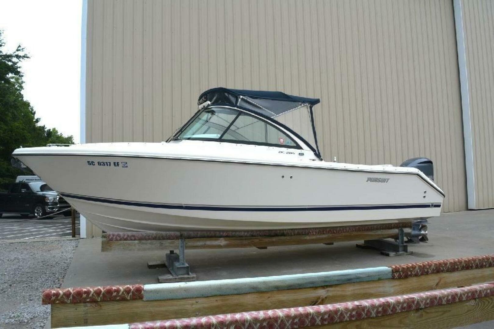 2011 Pursuit DC 265 Dual Console