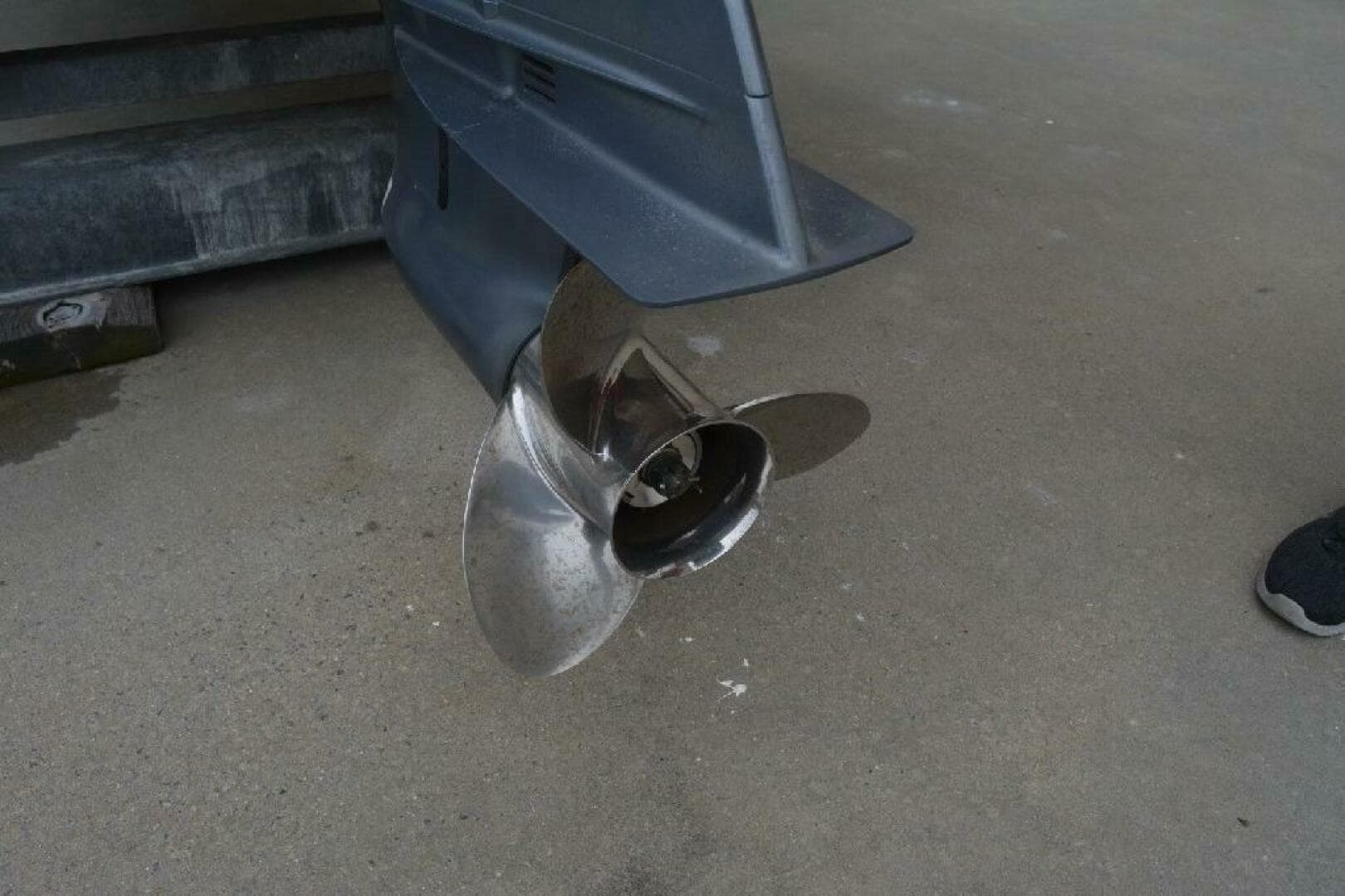 2011 Pursuit DC 265 Dual Console