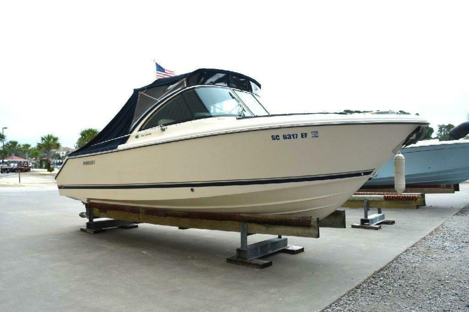 2011 Pursuit DC 265 Dual Console