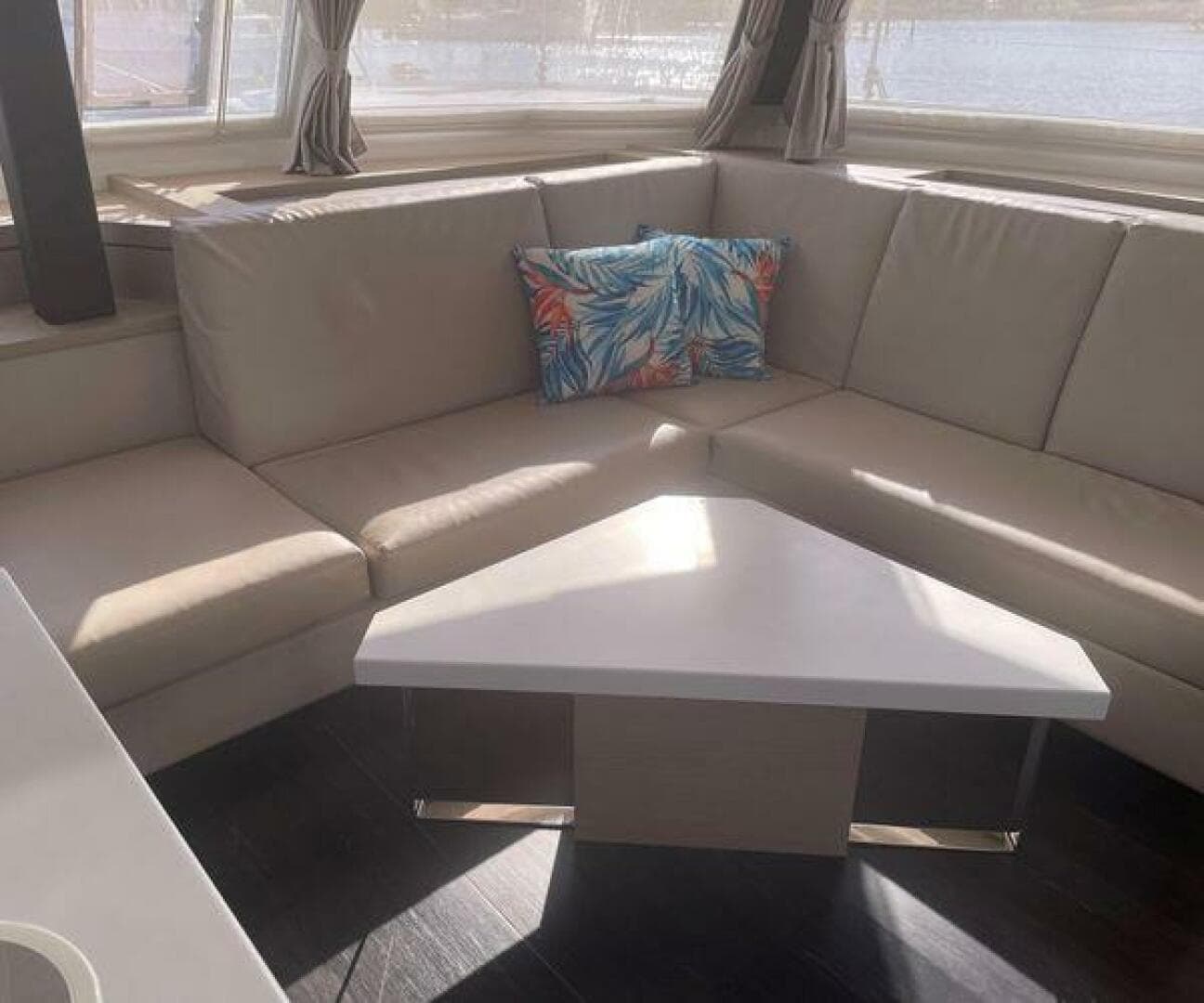 2020 Fountaine Pajot Saona 47