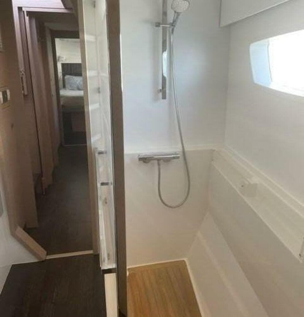 2020 Fountaine Pajot Saona 47