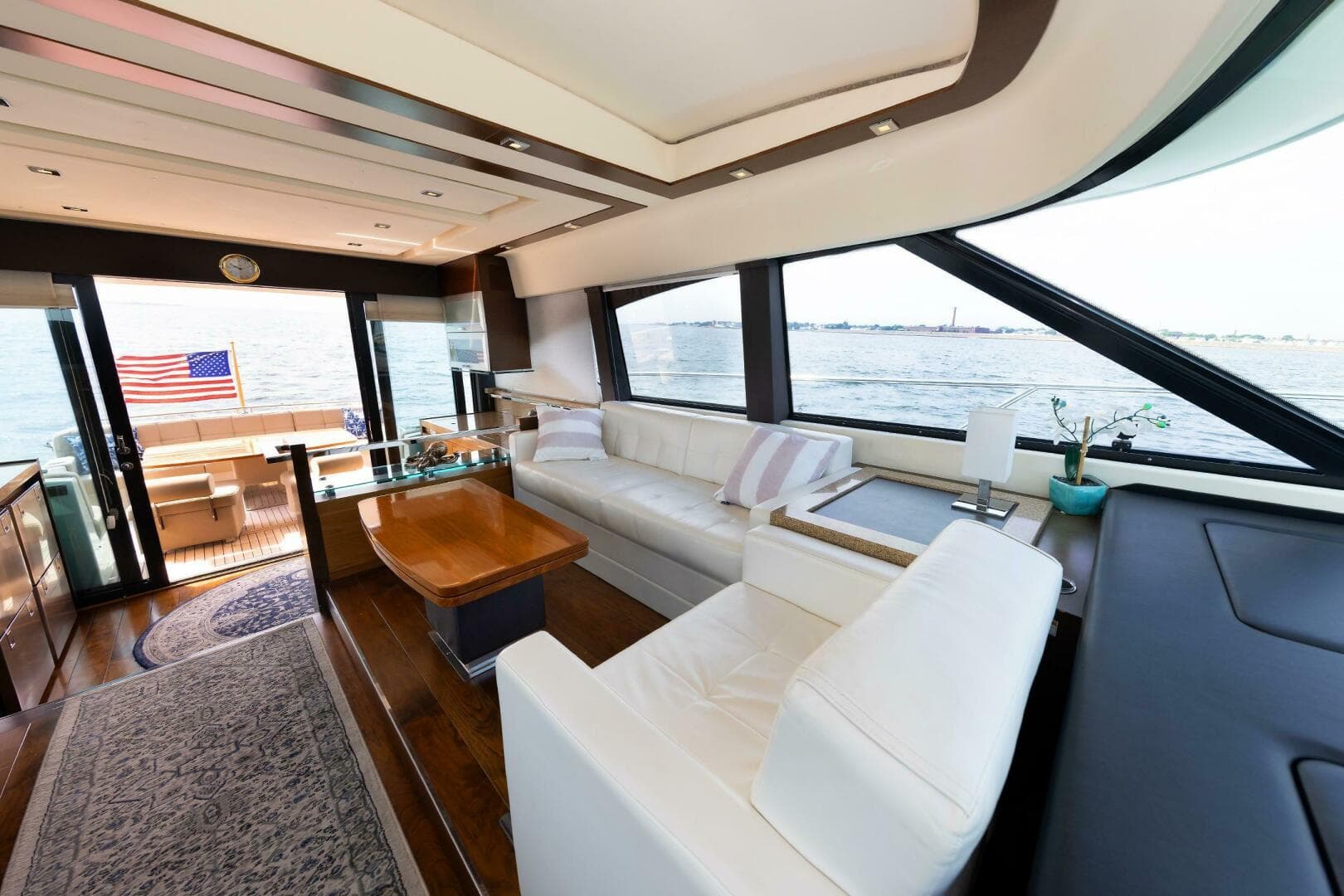 2014 Tiara Yachts 5000 Express