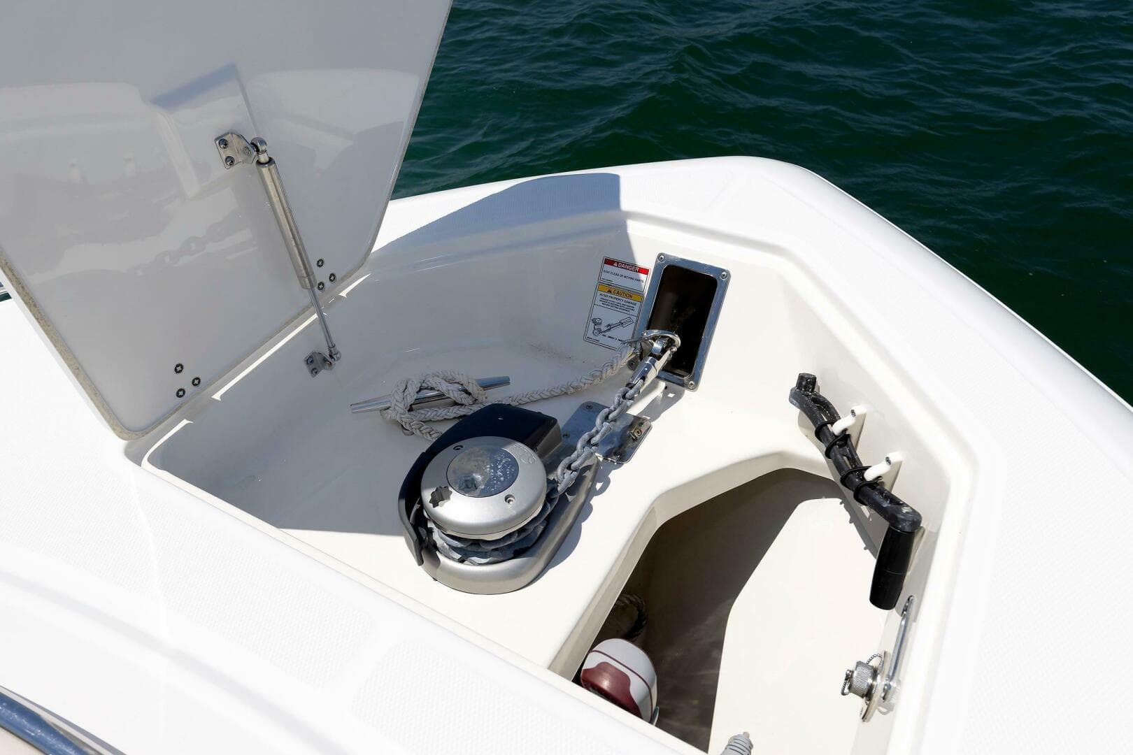 2016 Boston Whaler 330 Outrage