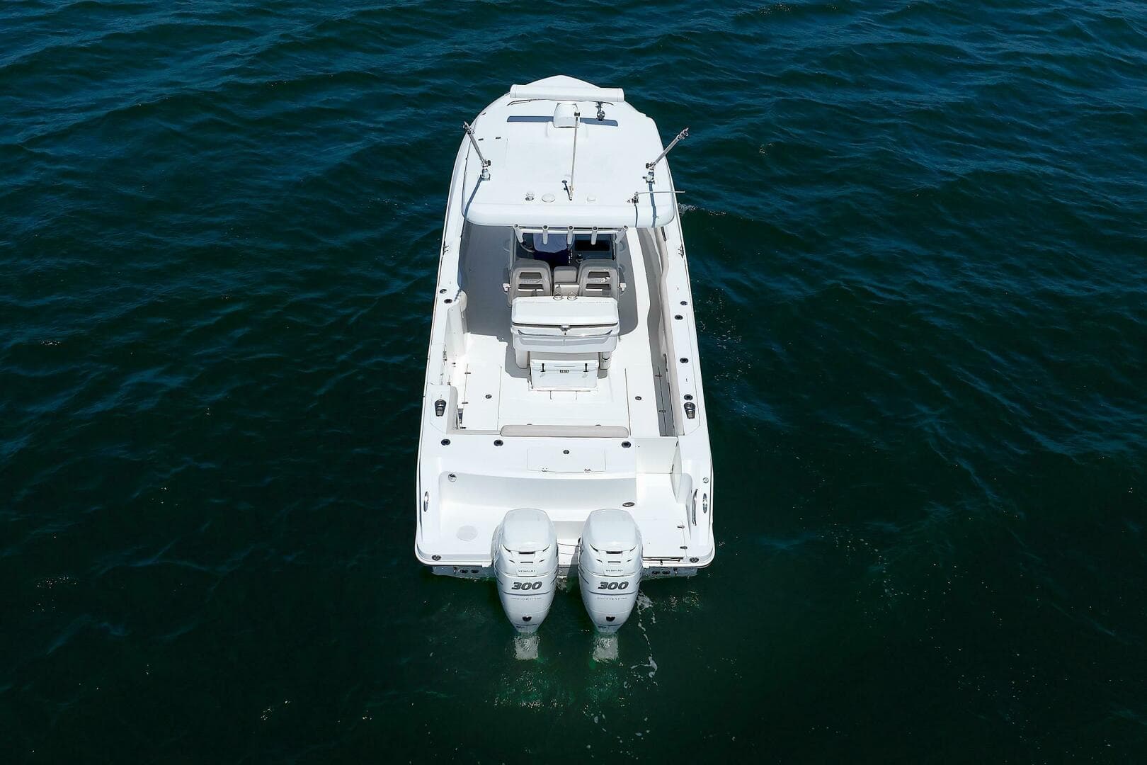 2016 Boston Whaler 330 Outrage