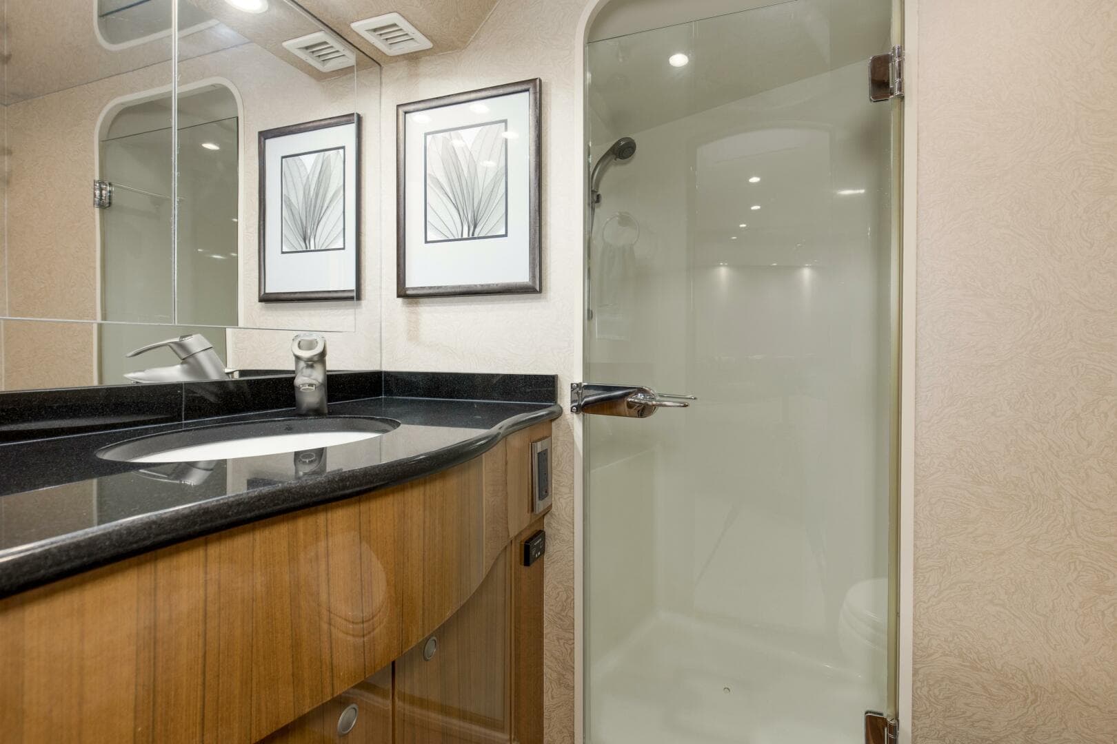 2007 64 Viking Enclosed Bridge Reel Blues Primary Stateroom Head