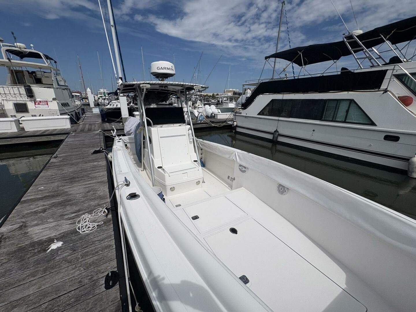 1998 Dakota 320 Open Fisherman