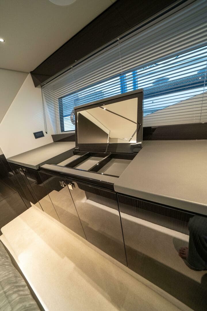 2026 Sunseeker 55 Predator