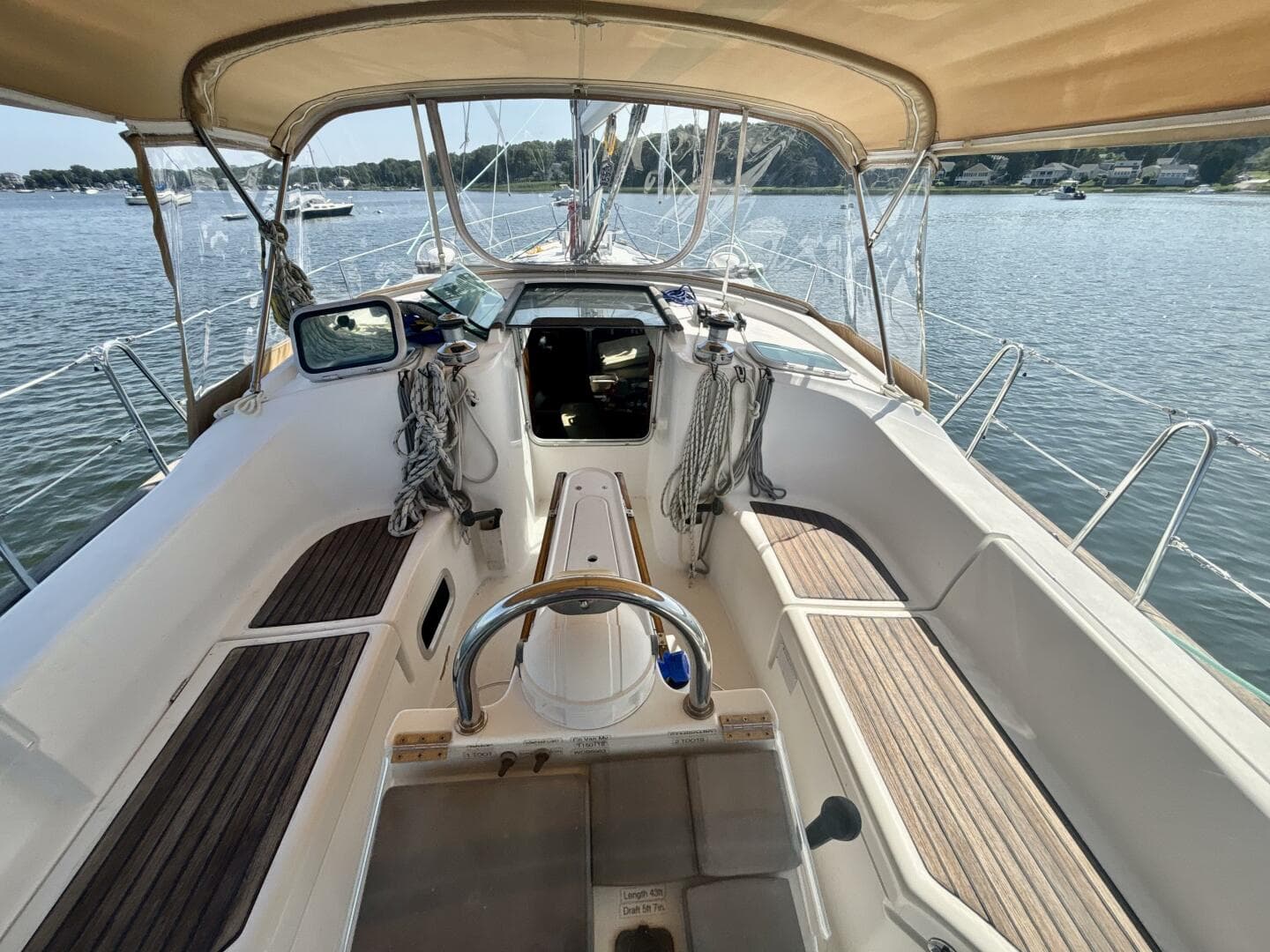 2004 Beneteau 423