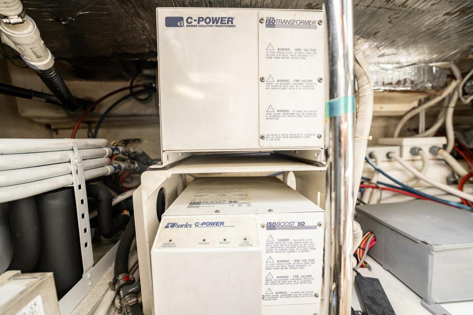 2005 Carver 56 Voyager