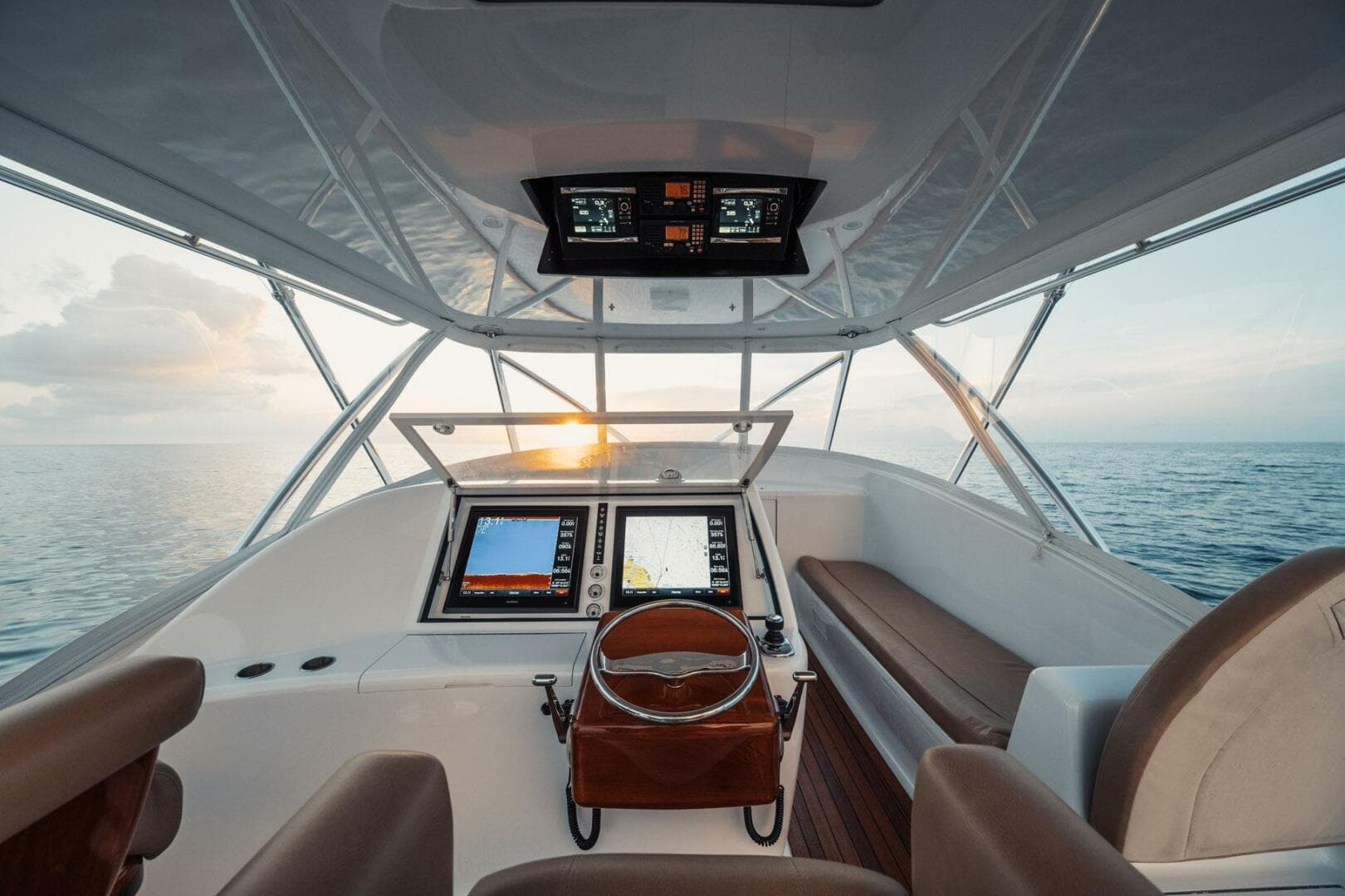 2016 F&S 40 Open Express