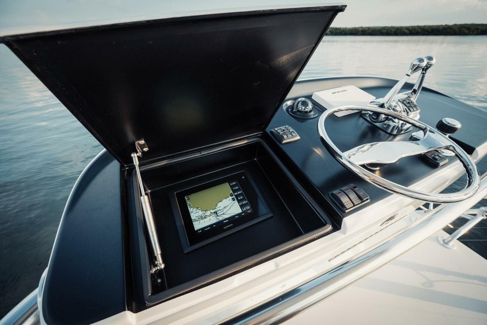 2016 F&S 40 Open Express