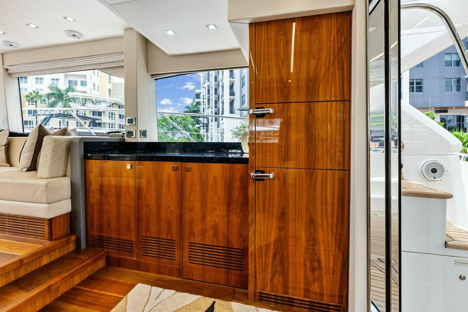 2020 Sunseeker Manhattan 52