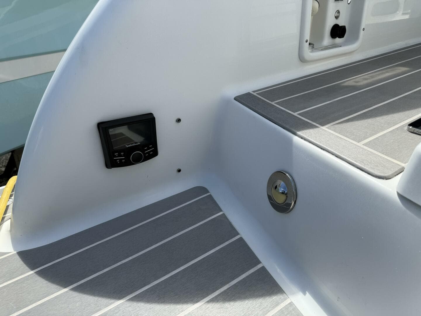 2021 Formula 350 Crossover Bowrider OB