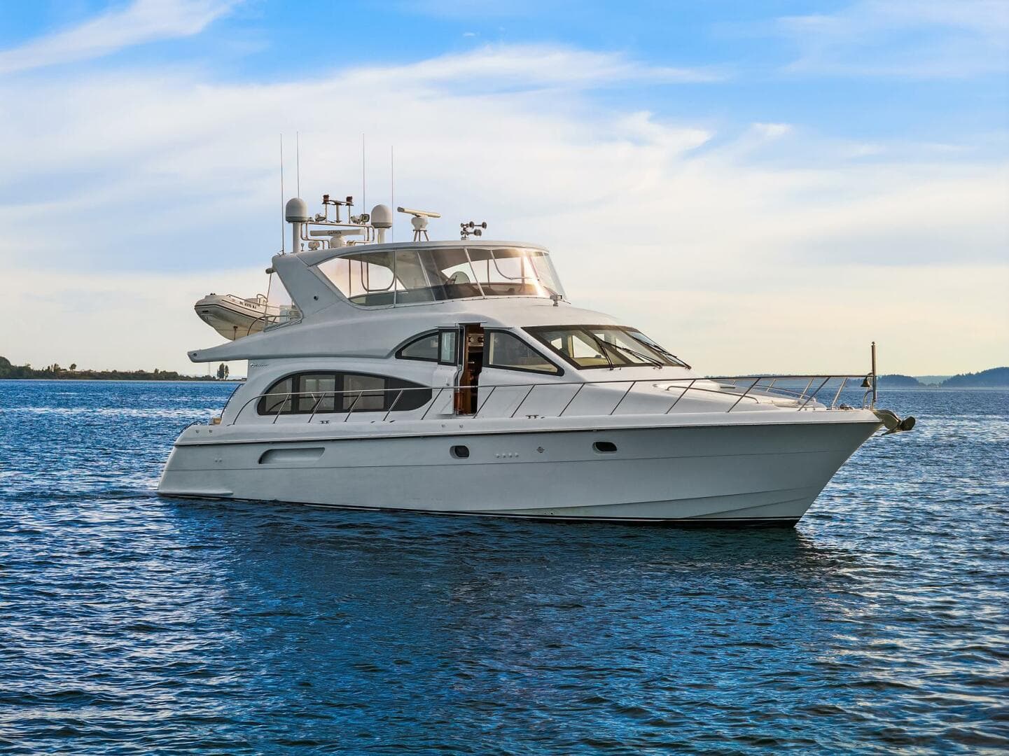 2001 Hatteras Cockpit Motoryacht