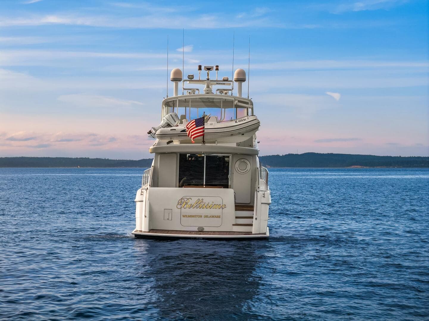 2001 Hatteras Cockpit Motoryacht