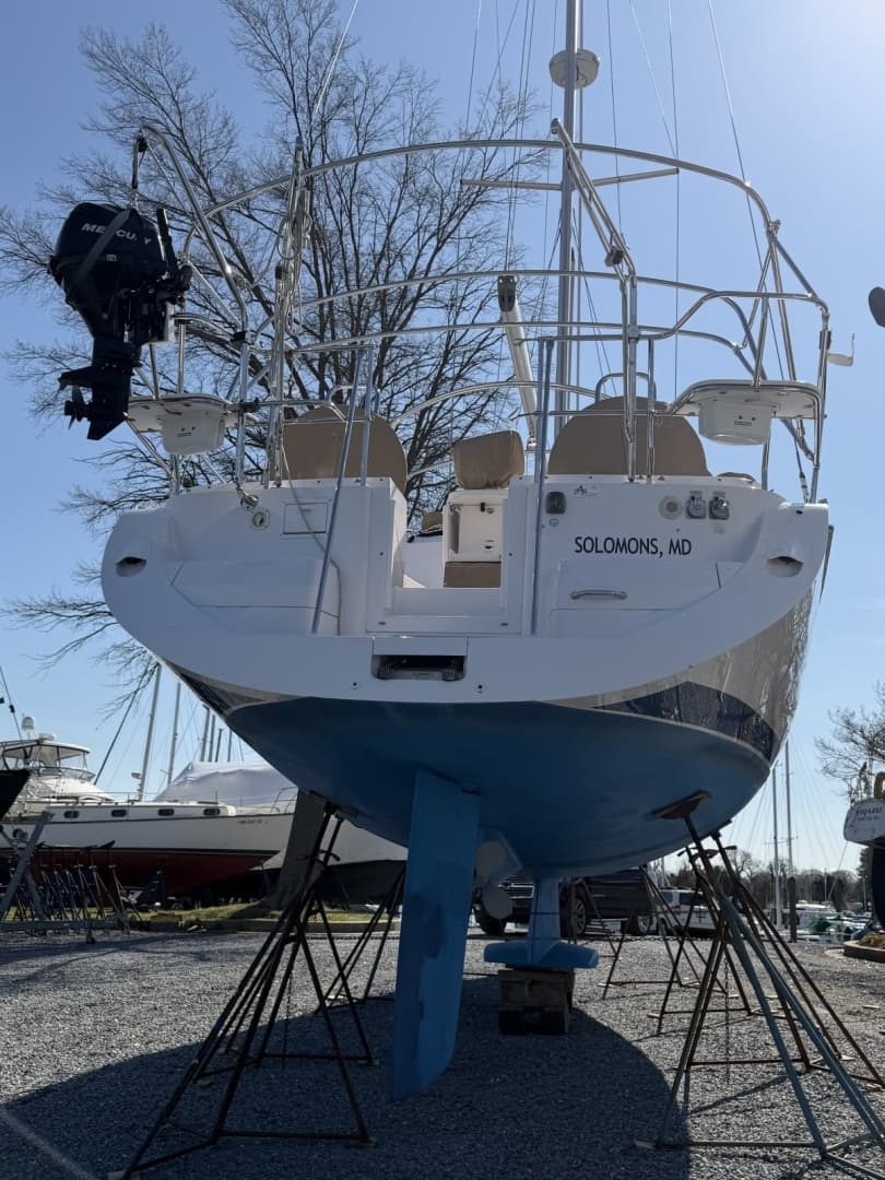 2016 Catalina 445