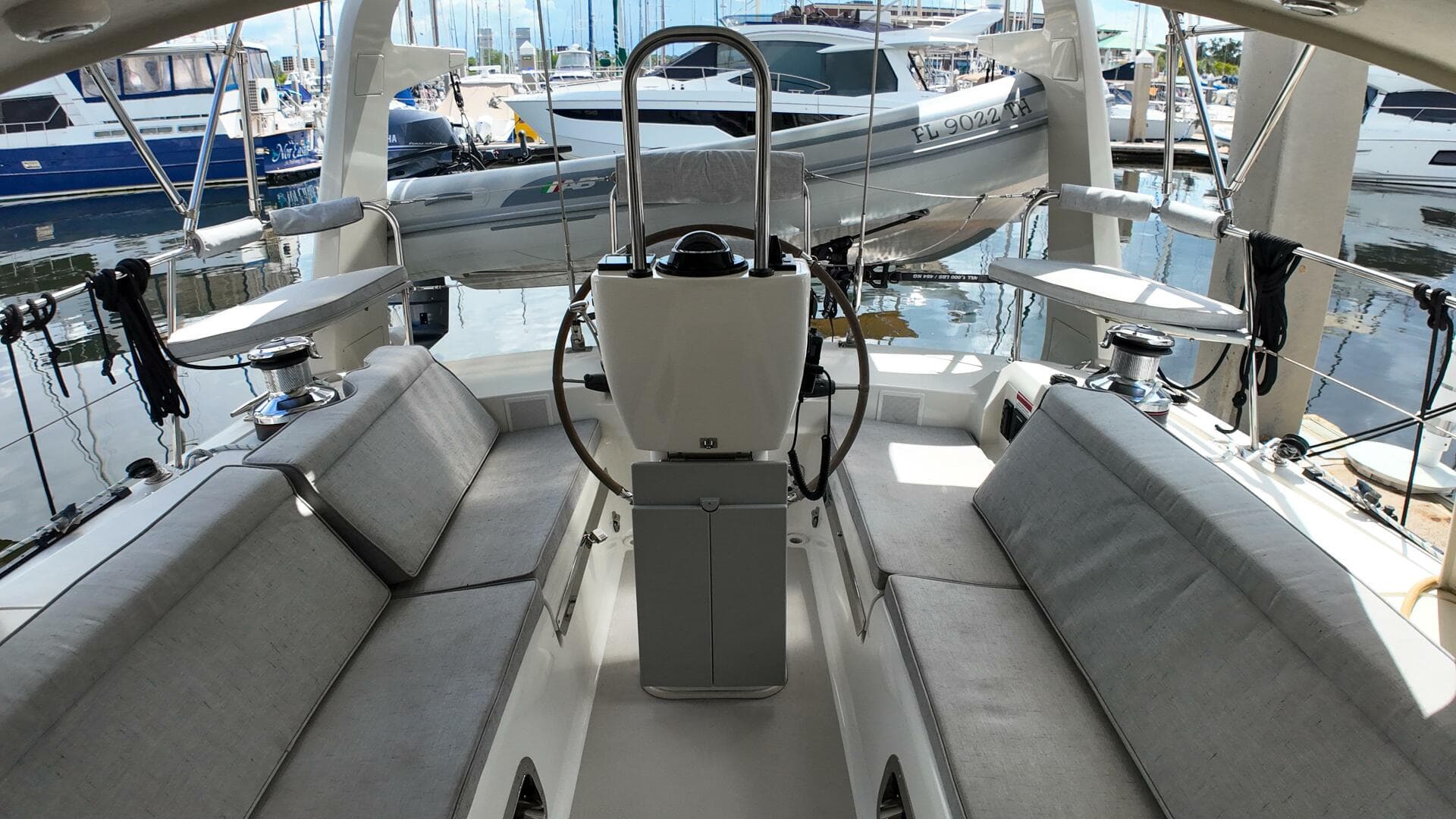 2023 Island Packet 439