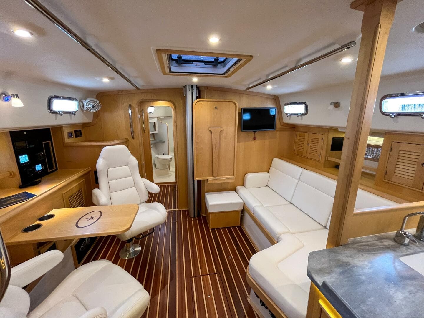 2023 Island Packet 439