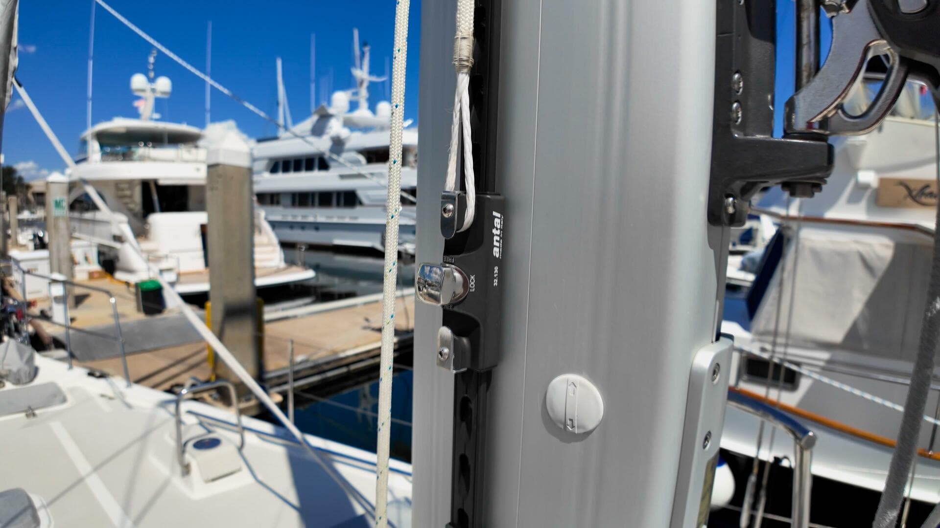 2023 Island Packet 439