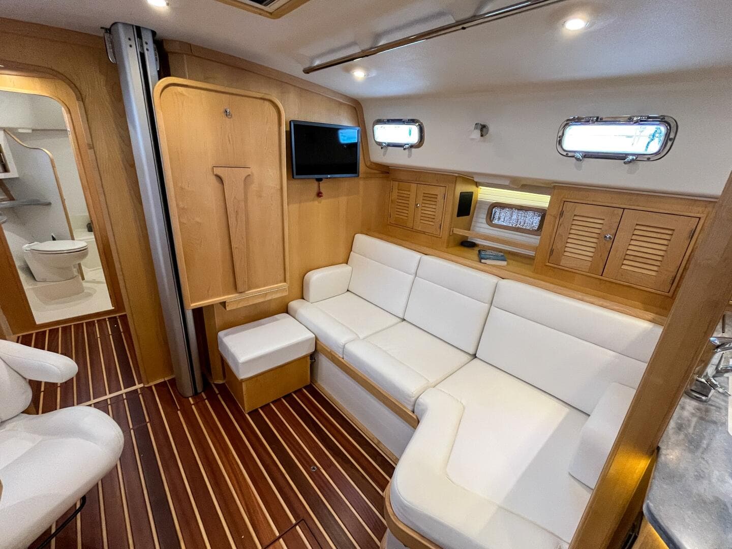 2023 Island Packet 439