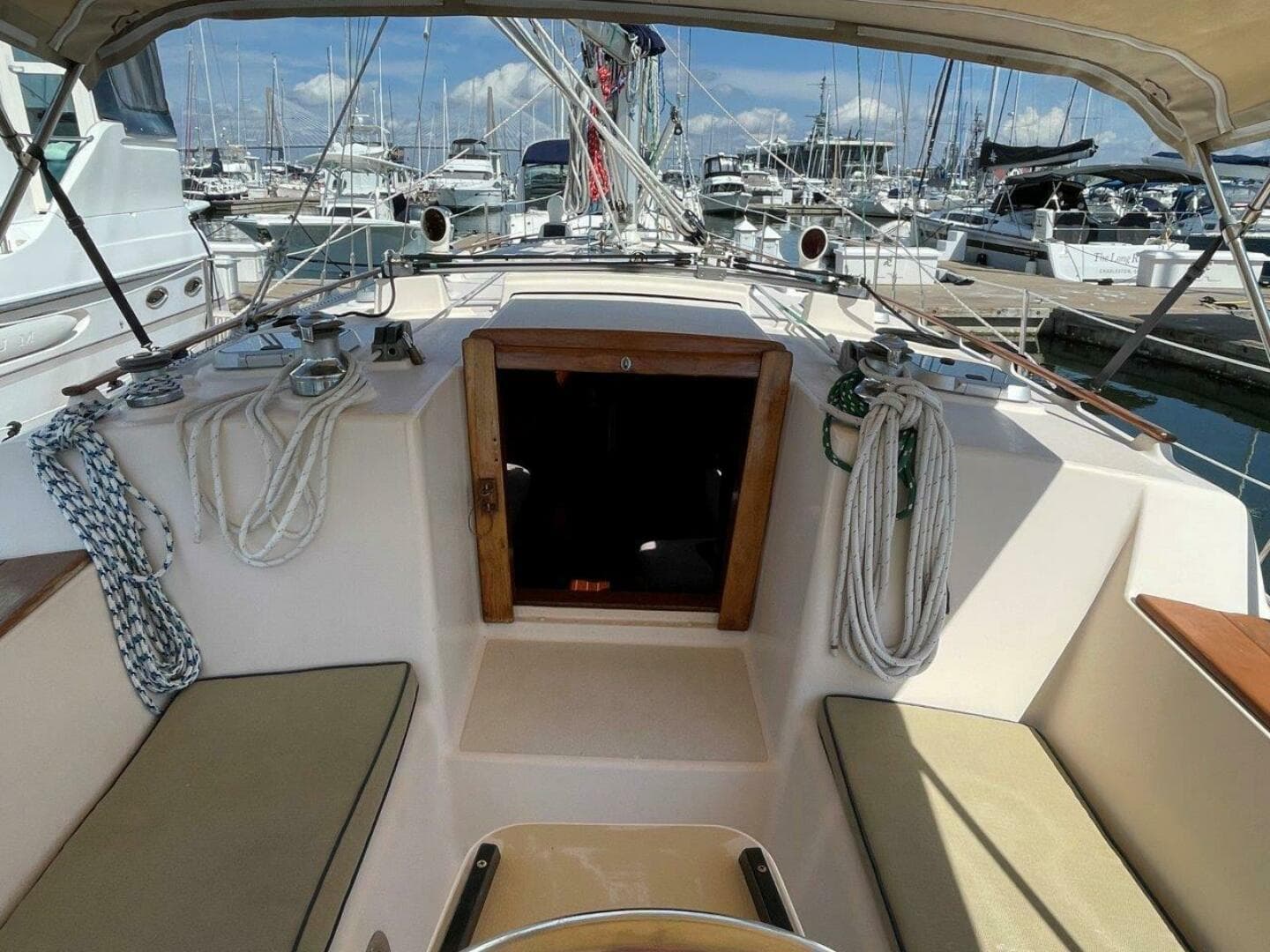 1995 Island Packet 40