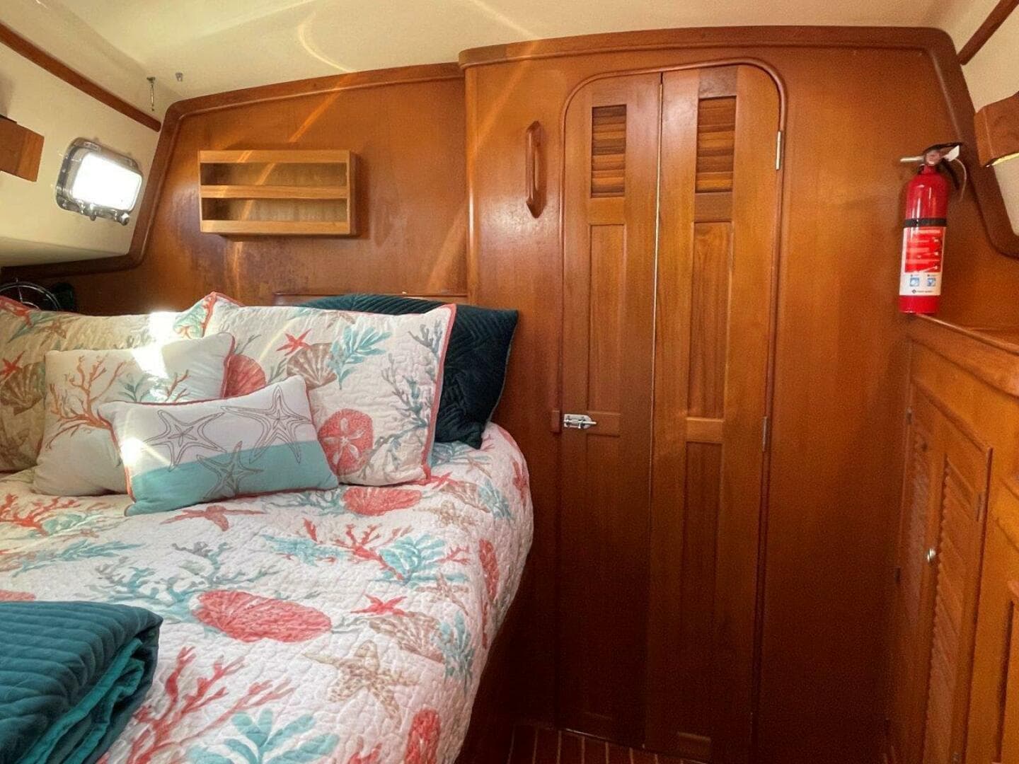 1995 Island Packet 40