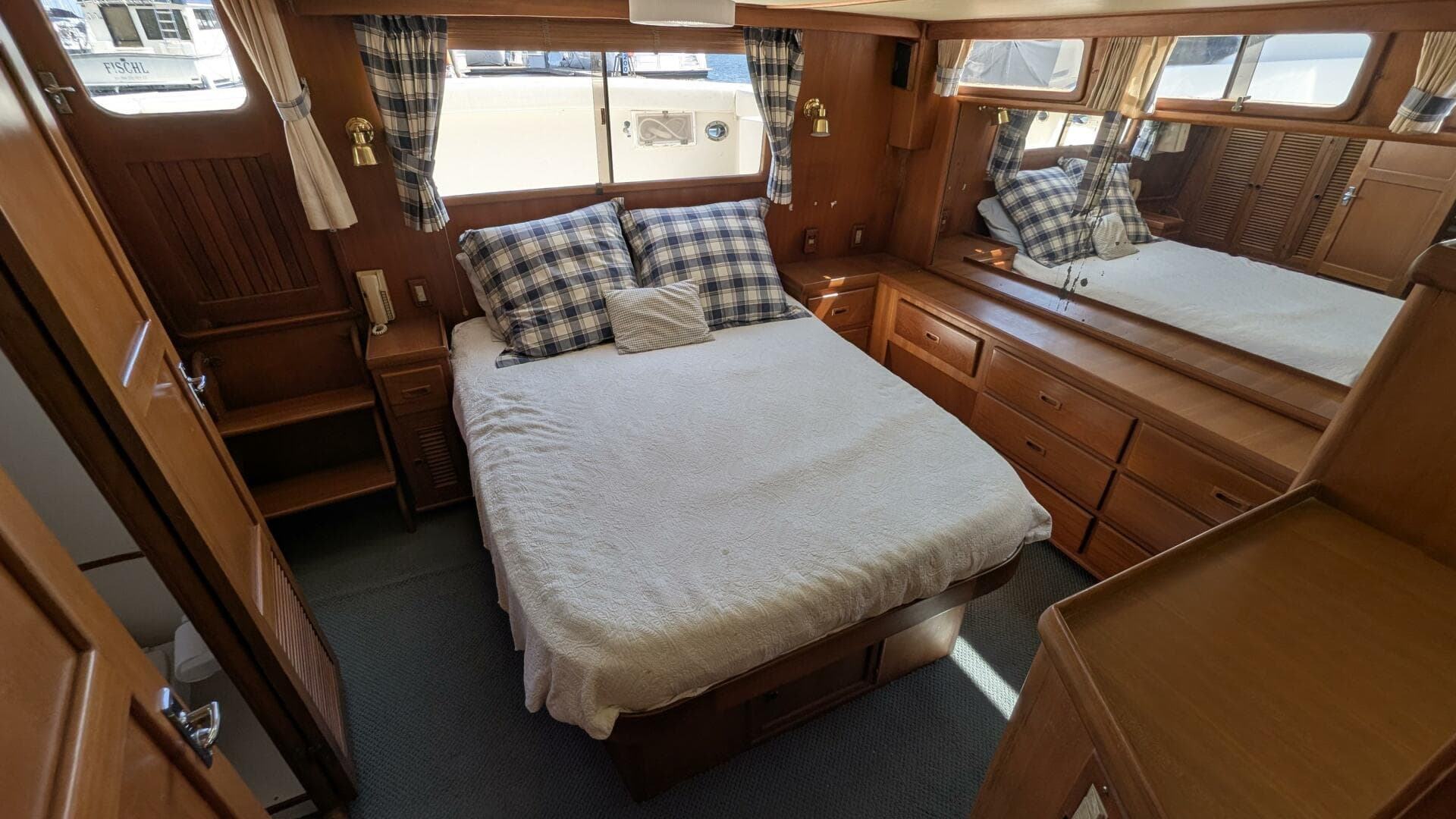 1988 Offshore Yachts 48 Yachtfisher