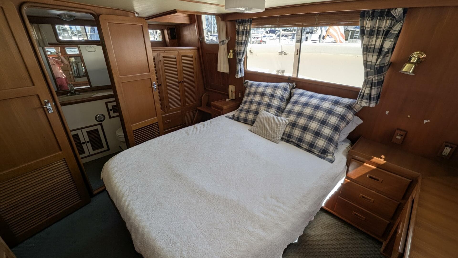 1988 Offshore Yachts 48 Yachtfisher