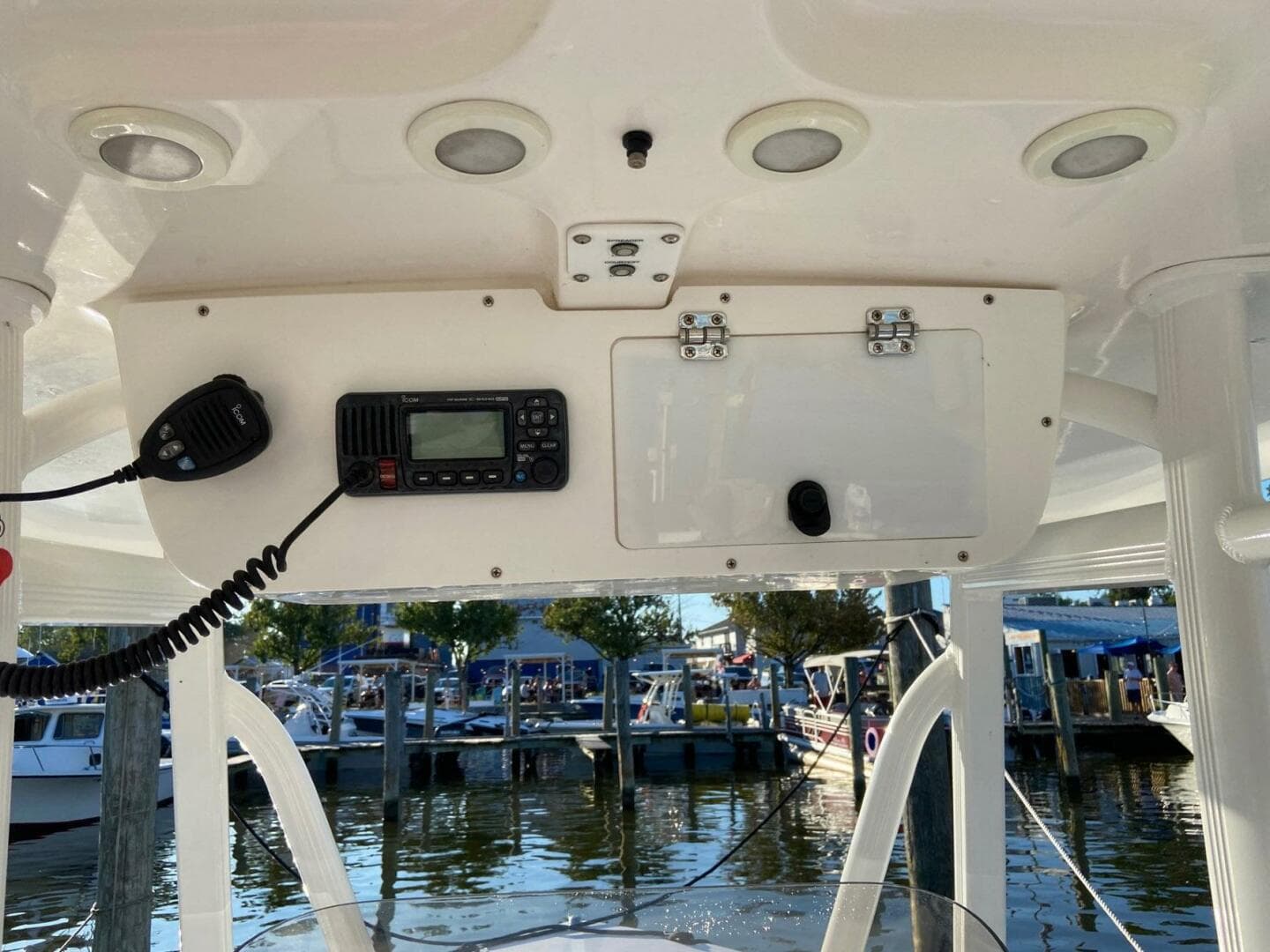 2015 Sea Hunt Ultra 234