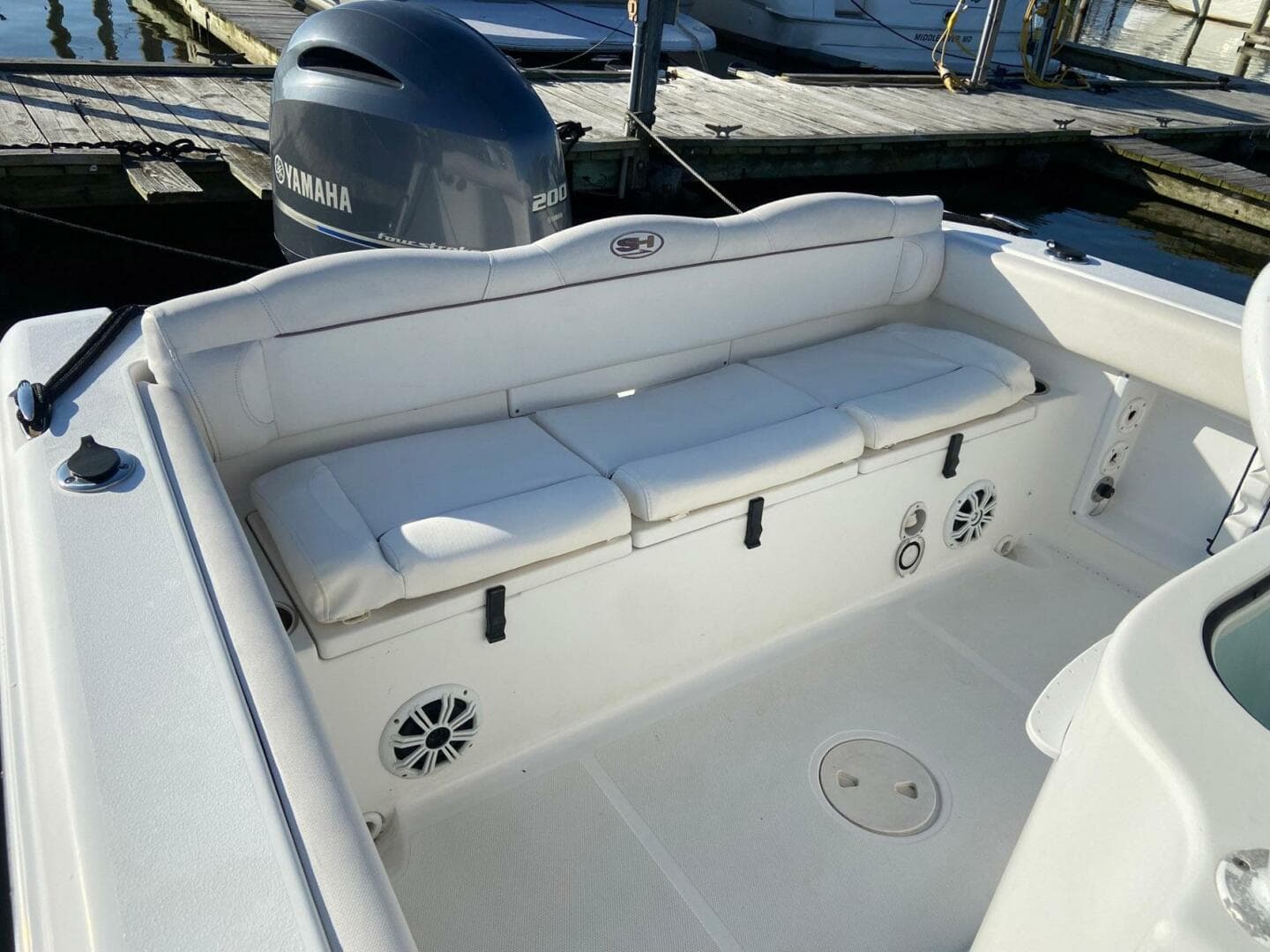 2015 Sea Hunt Ultra 234