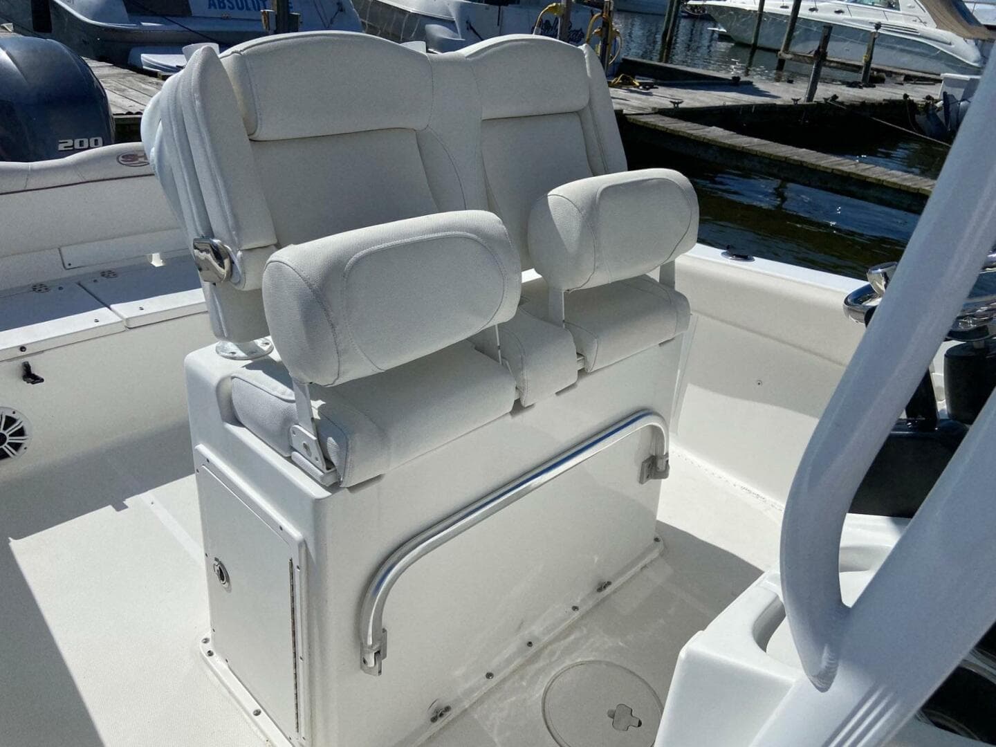 2015 Sea Hunt Ultra 234