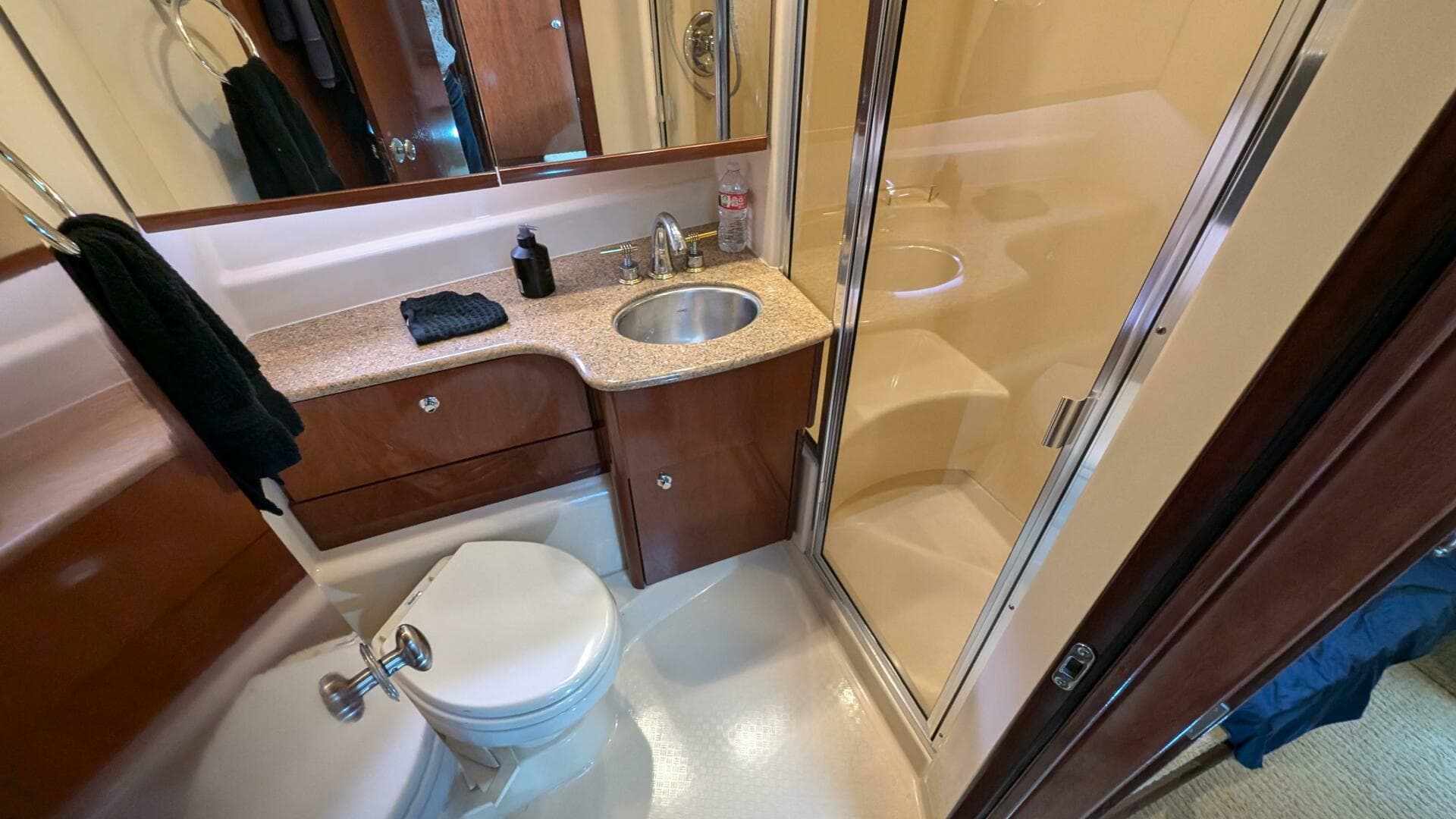 2008 Meridian 341 Sedan