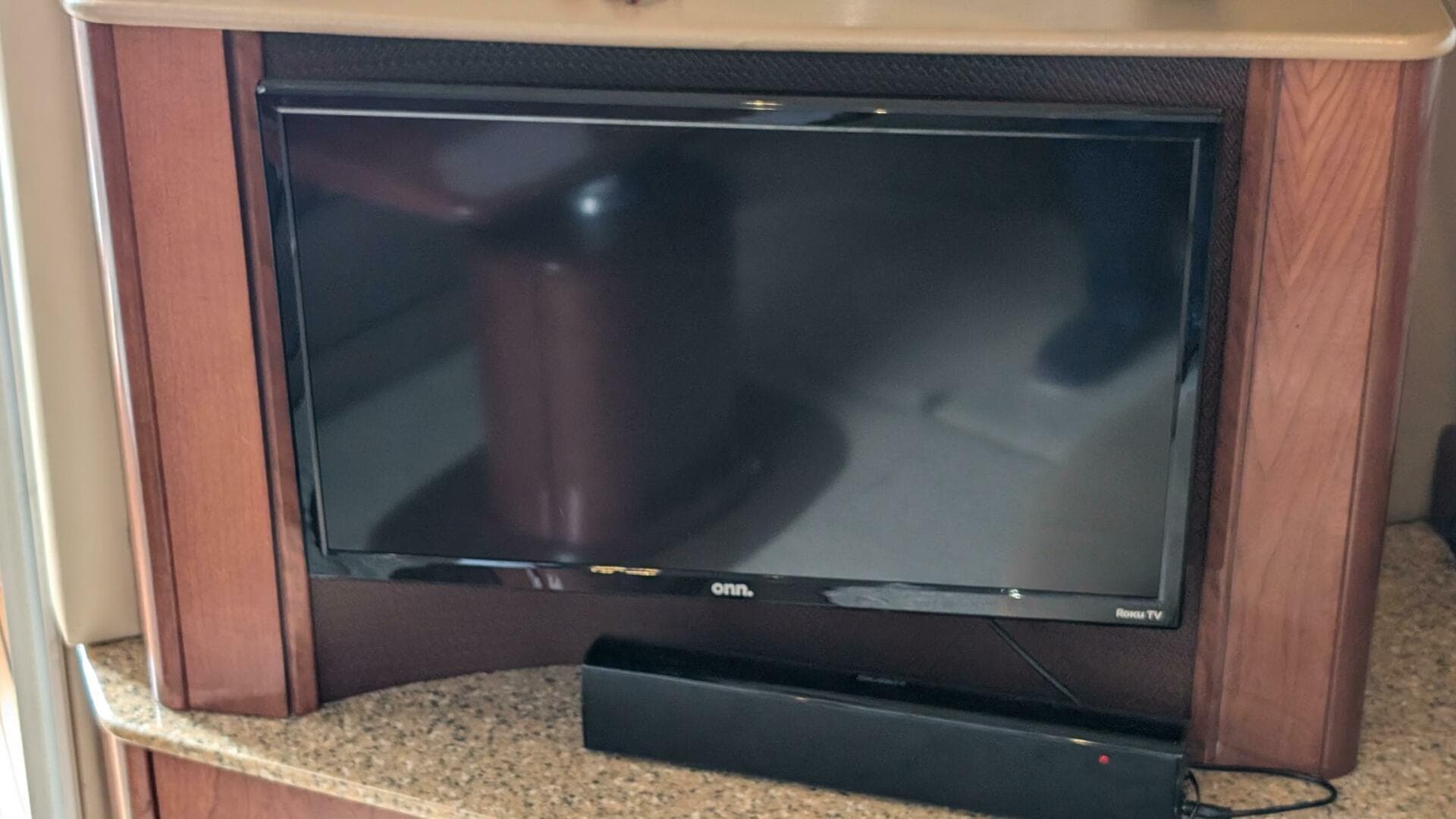 2008 Meridian 341 Sedan