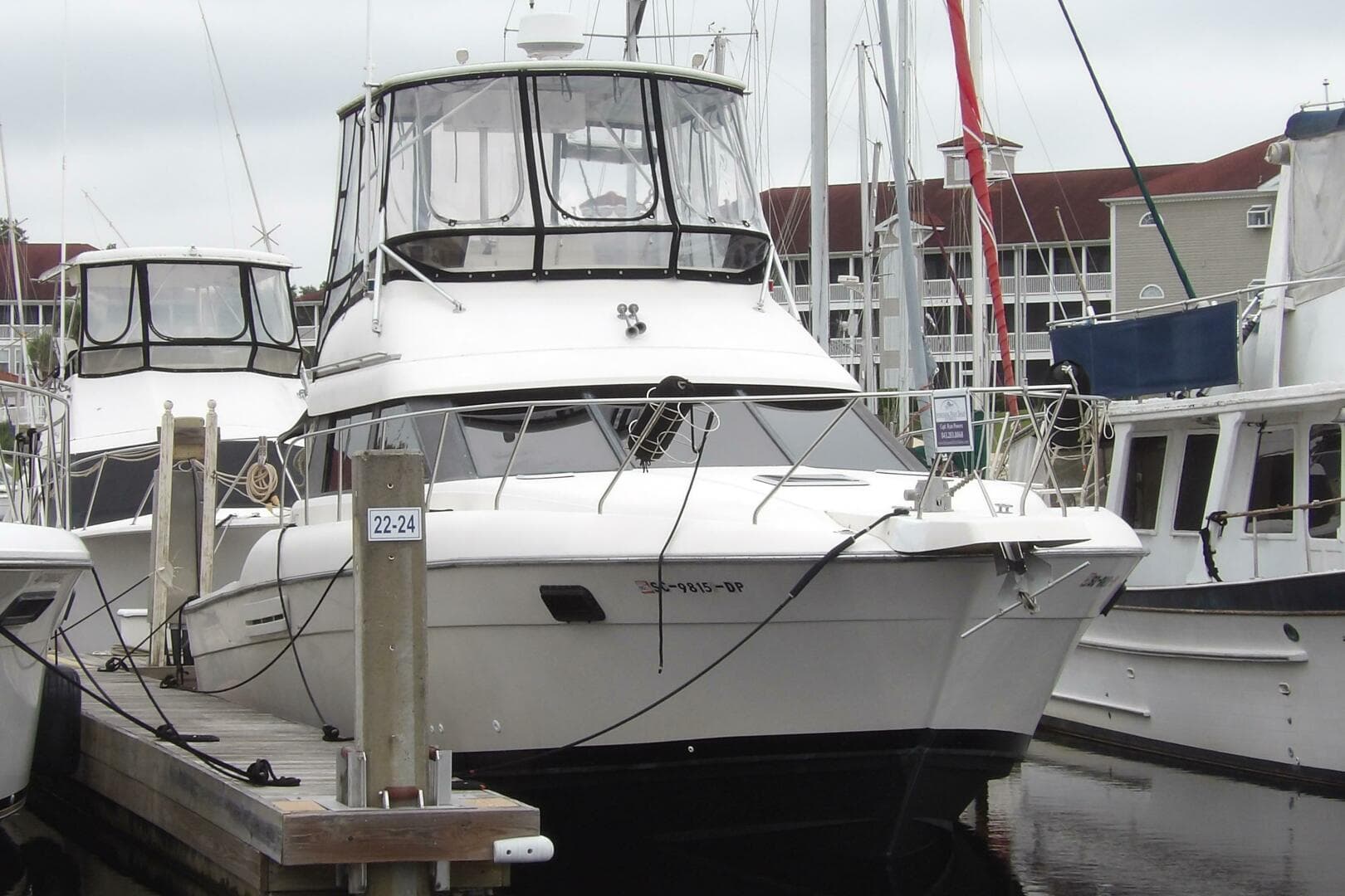 1991 Silverton 41 Convertible